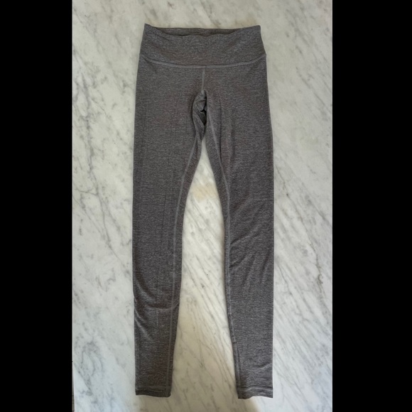 Lululemon Wunder Under Leggings - Picture 2 of 10